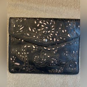 Extra Large Patricia Nash leather Clutch New w/out Tags